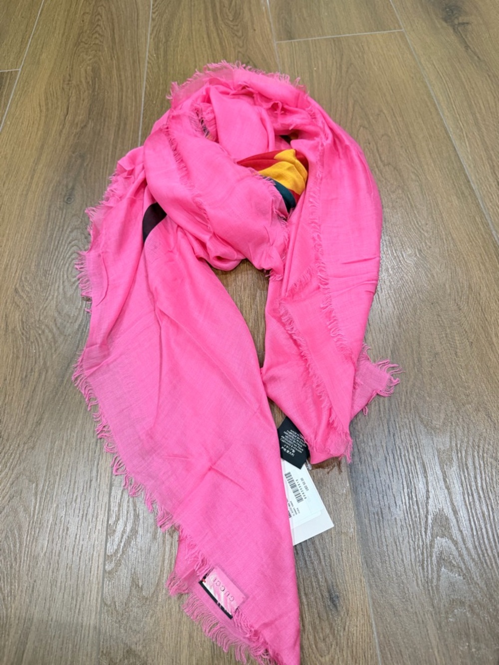 Gucci GG Limited Edition Hot Pink Shawl Womens Scarf 55”x55” new - Picture 2 of 7